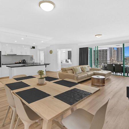 Crown Tower By Serain Residences ゴールドコースト エクステリア 写真