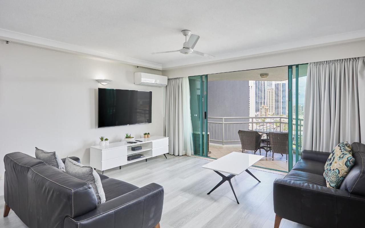 Crown Tower By Serain Residences ゴールドコースト エクステリア 写真