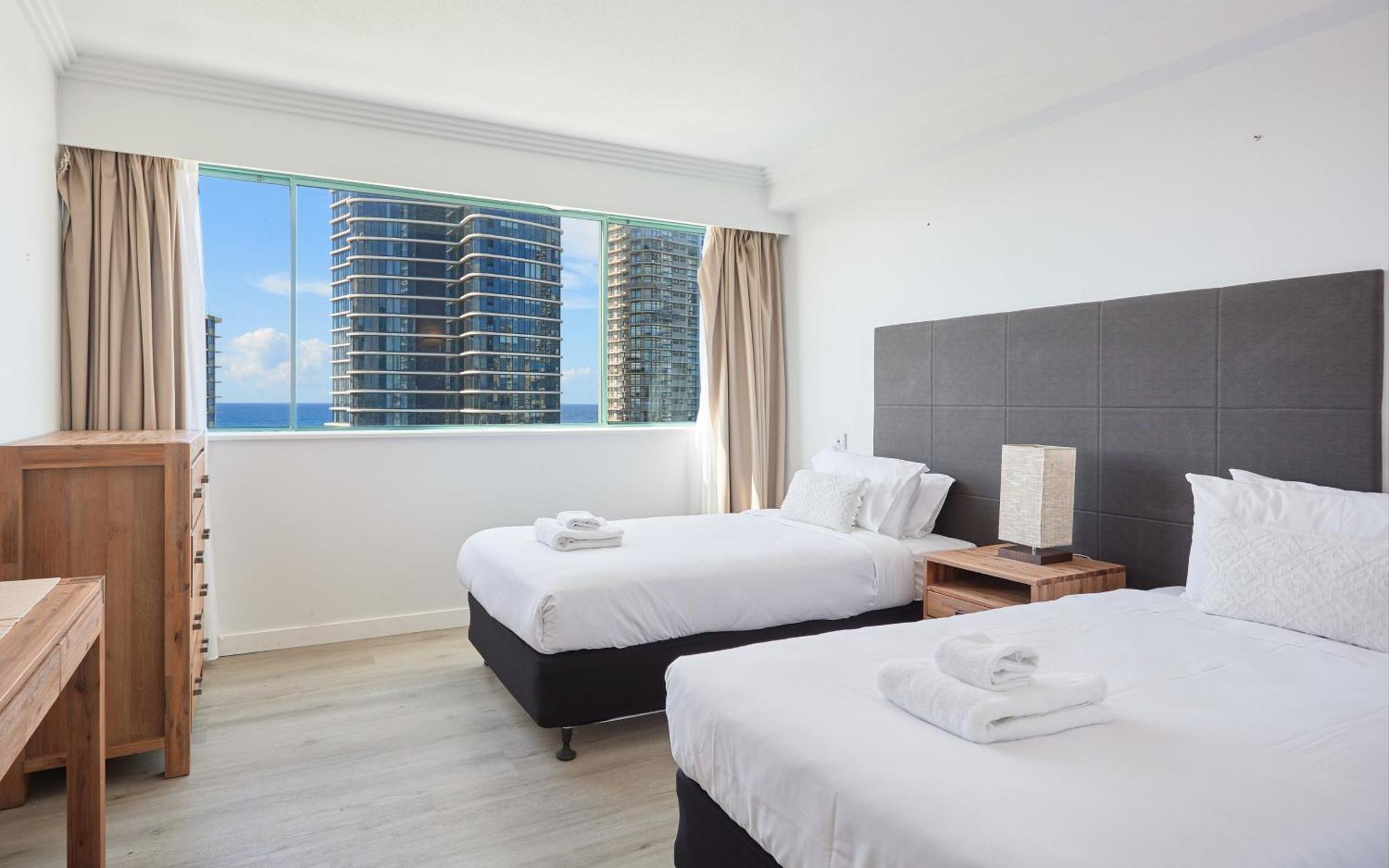 Crown Tower By Serain Residences ゴールドコースト エクステリア 写真