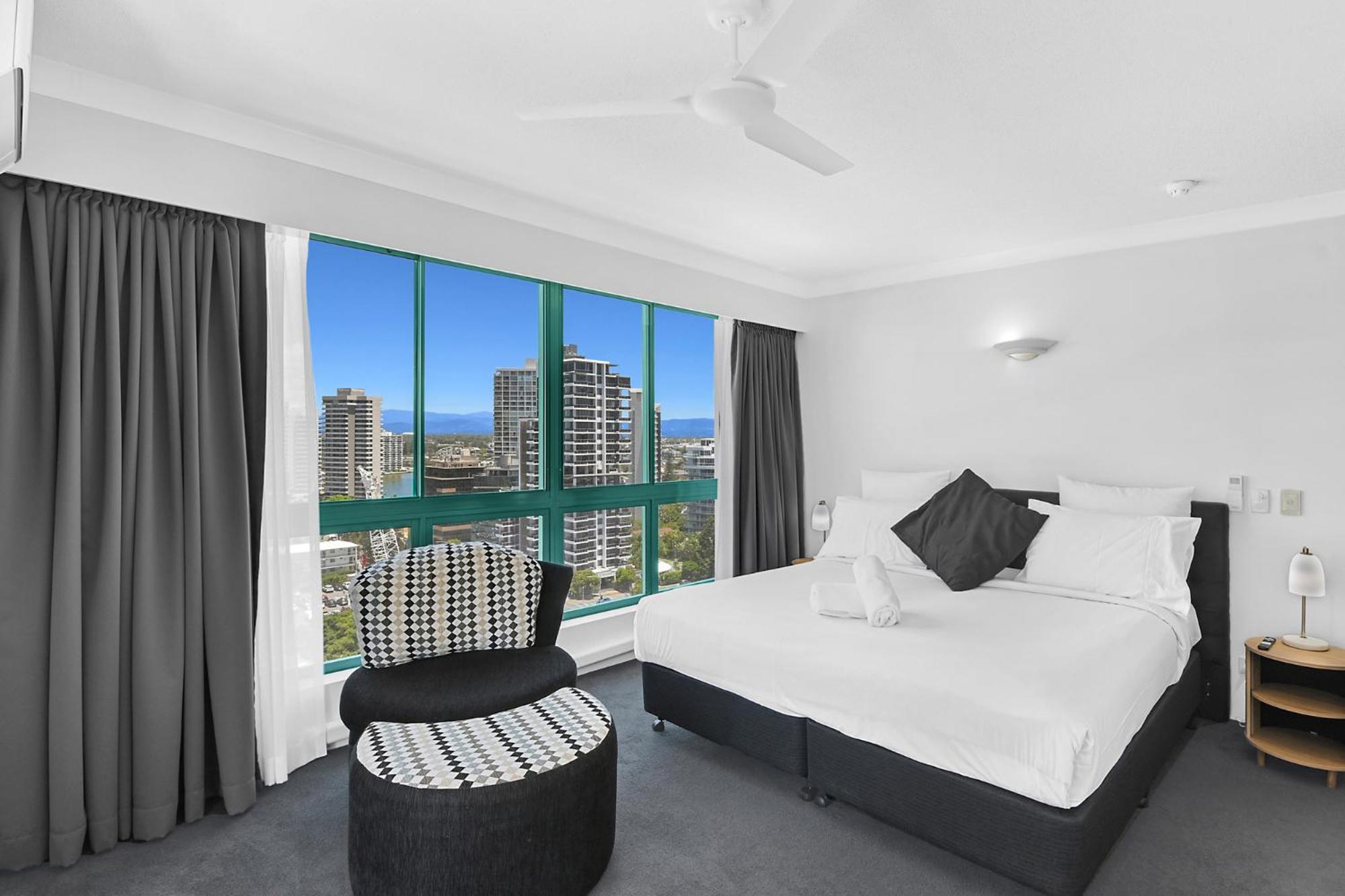 Crown Tower By Serain Residences ゴールドコースト エクステリア 写真