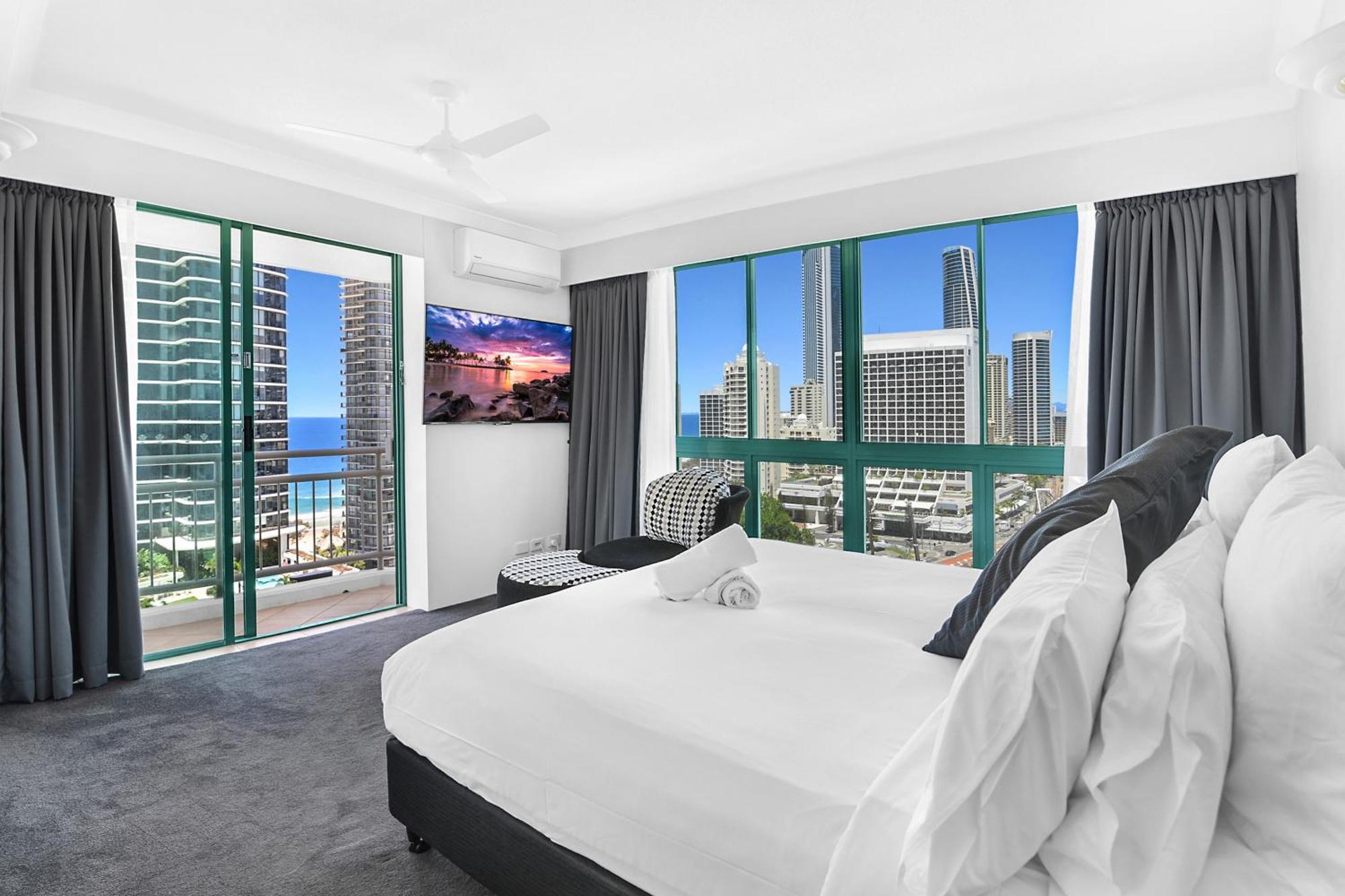 Crown Tower By Serain Residences ゴールドコースト エクステリア 写真